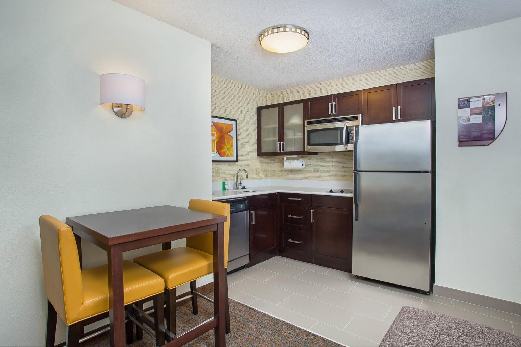 Residence Inn Knoxville Cedar Bluff Exterior foto